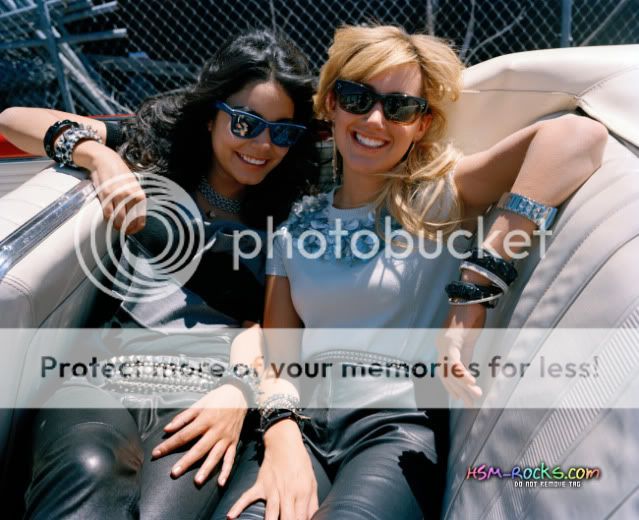 006-1.jpg vanessa hudgens and ashley tisdale image by amieluvanessa 006-1.jpg vanessa hudgens and ashley tisdale image by amieluvanessa